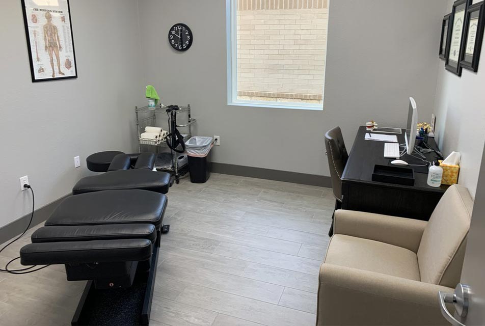 Allen Auto Accident Injury Care In Allen treatment room 1